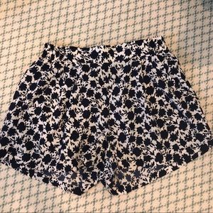 High waisted printed shorts